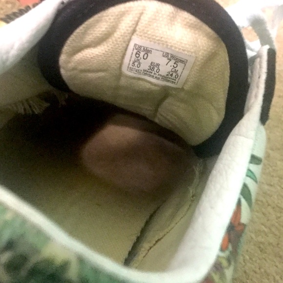 Vans Multi Tropic Old Skool Shoes - Picture 10 of 10